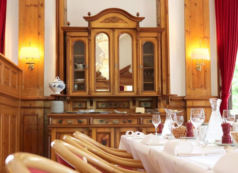 Restaurant Photo