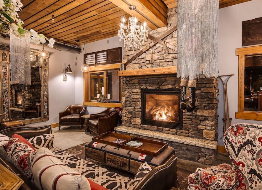 Lounge Photo