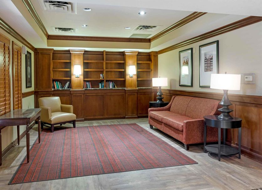 Lounge Photo