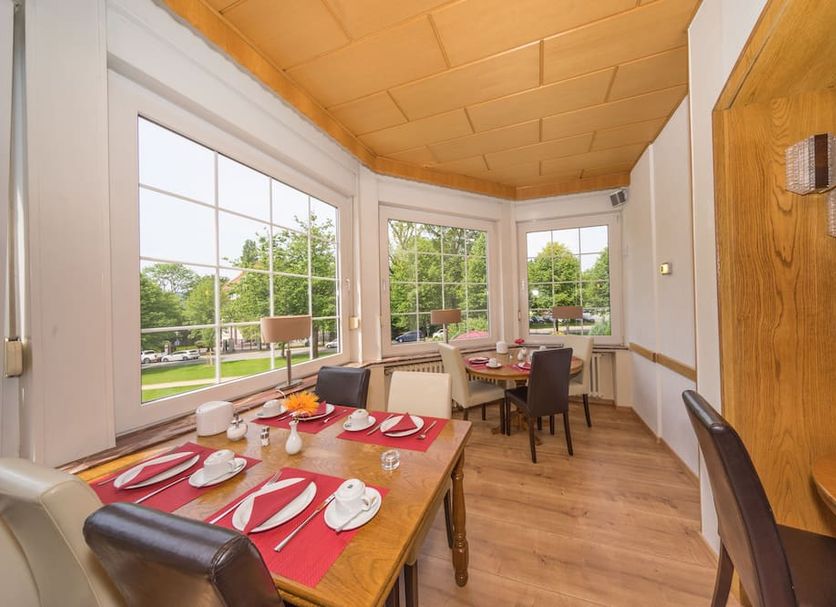 Dining room Photo