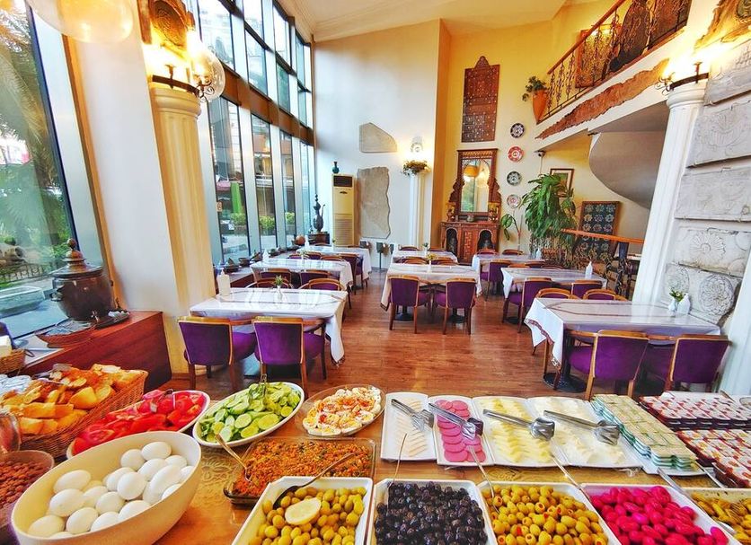 Restaurant Photo