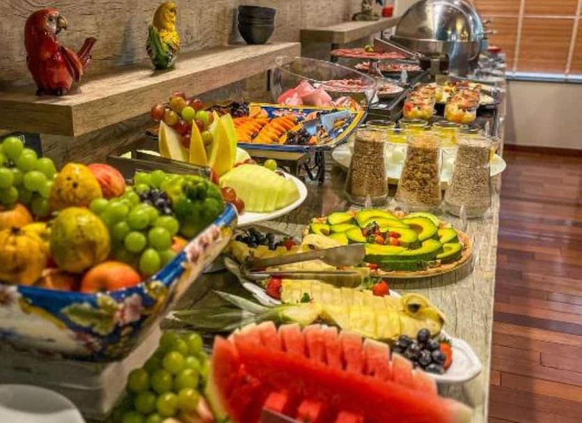 Buffet Photo