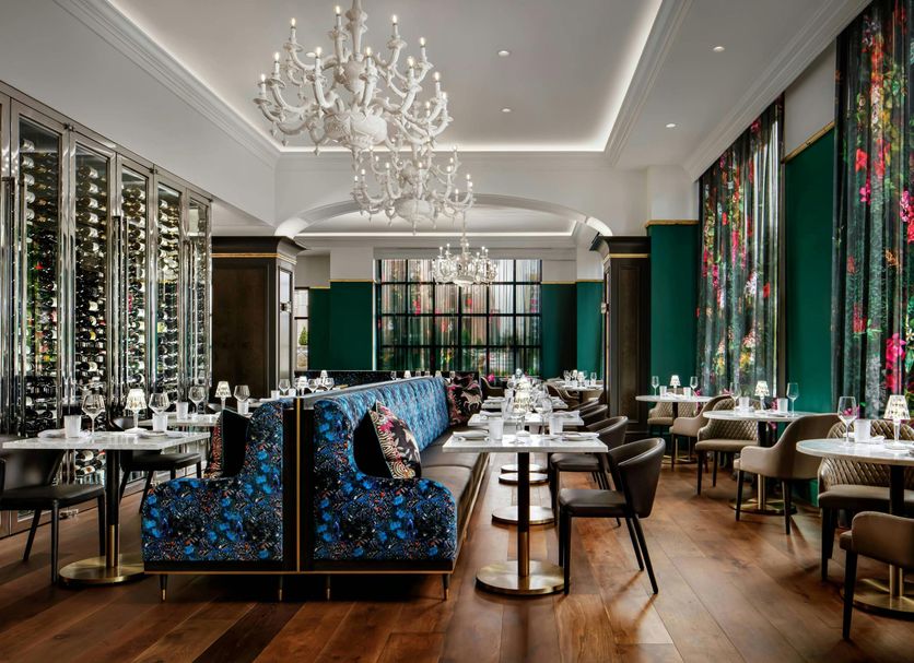Restaurant Photo
