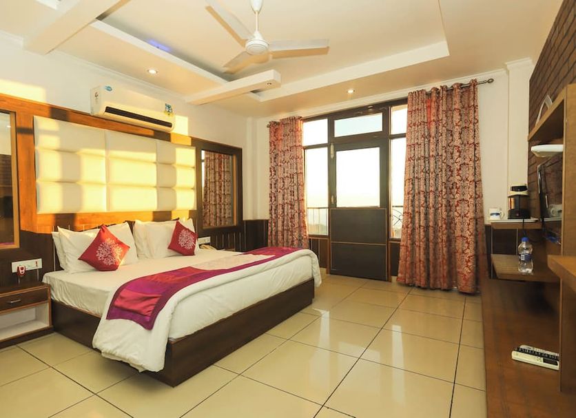 Bedroom Photo