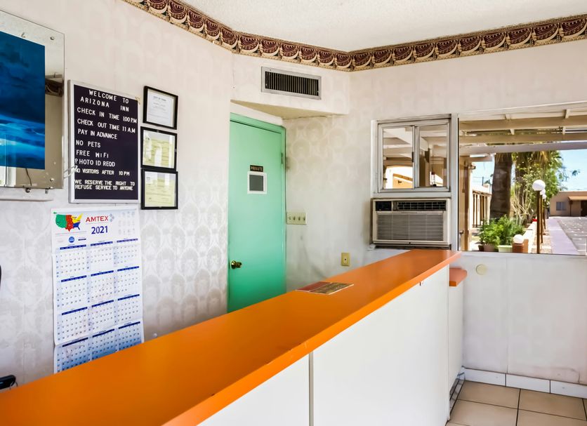 Front desk Photo