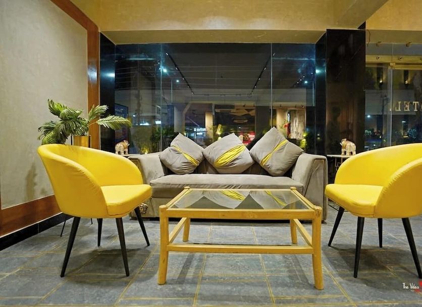 Lounge Photo