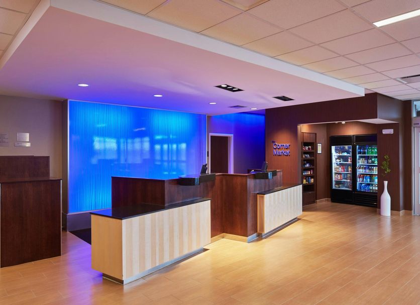 Front desk Photo
