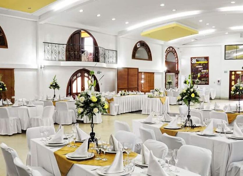 Banquet hall Photo