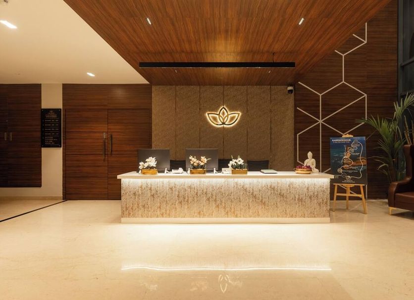 Front desk Photo