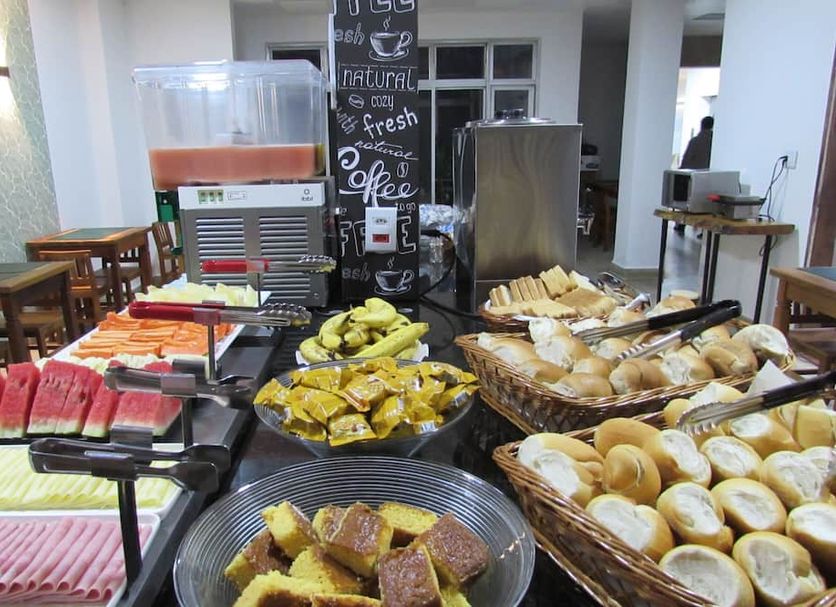 Buffet Photo