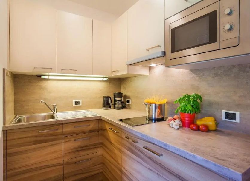 Kitchen Photo