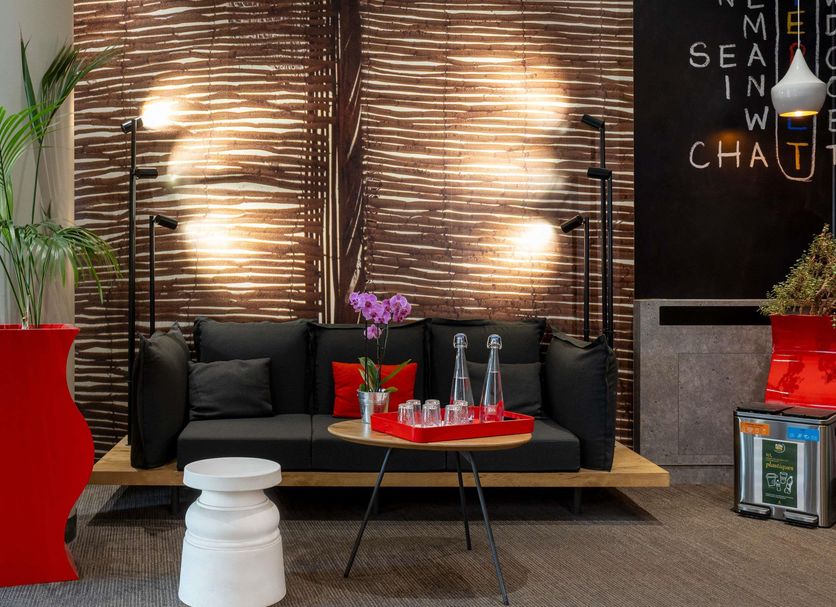 Lounge Photo