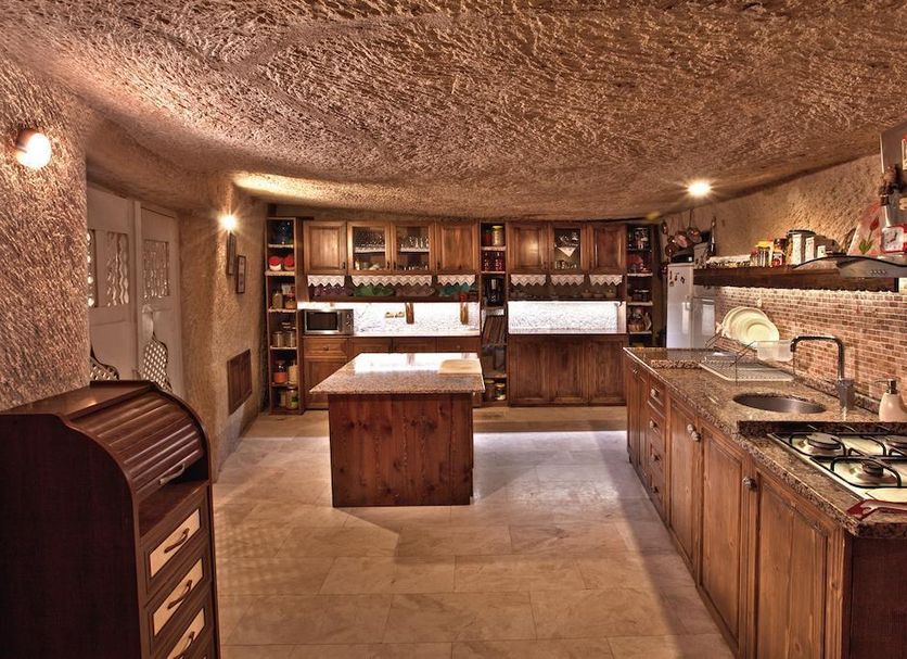 Kitchen Photo