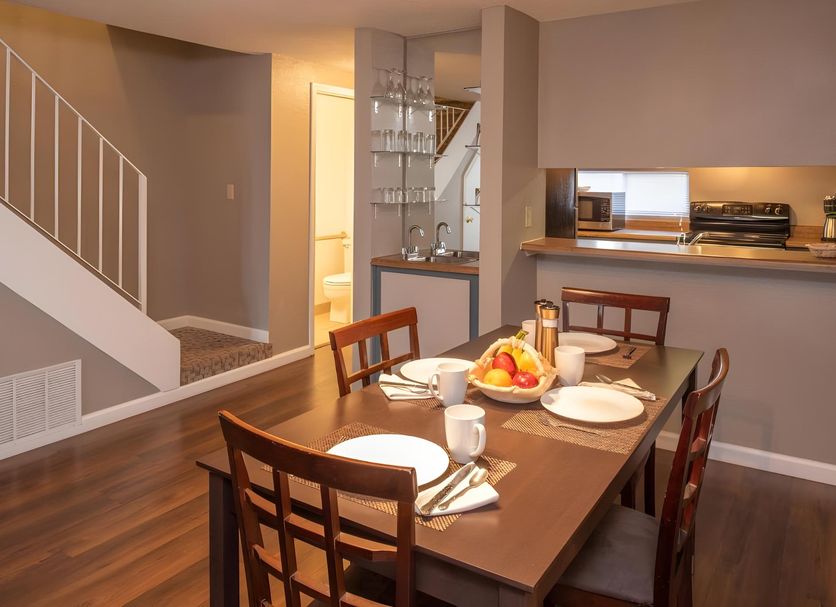Dining room Photo