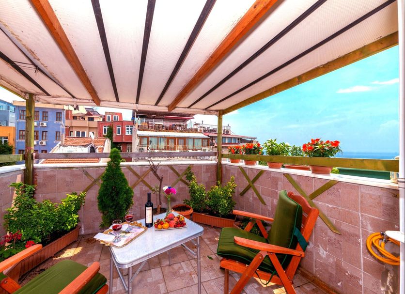 Balcony Photo
