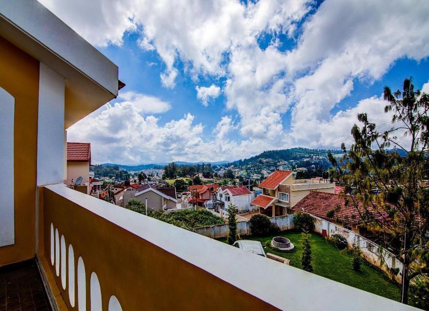 Balcony Photo