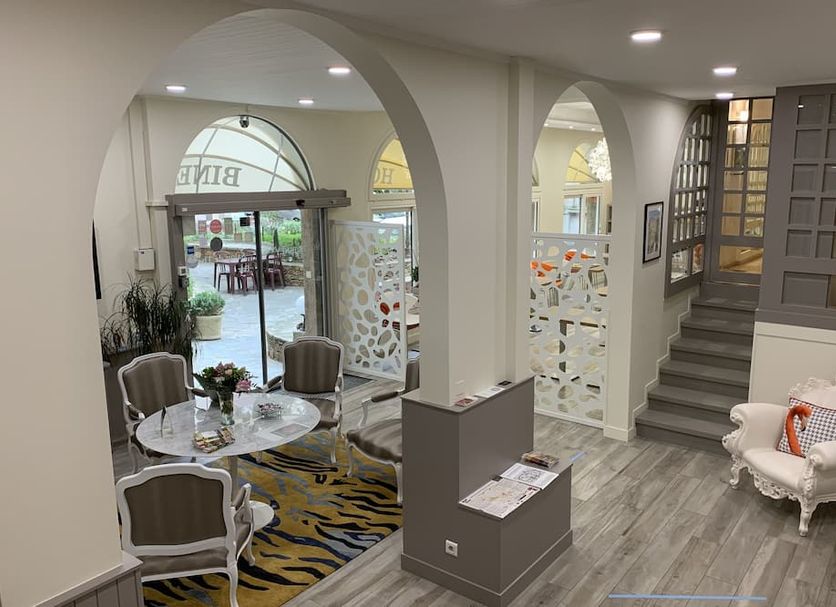 Lobby Photo