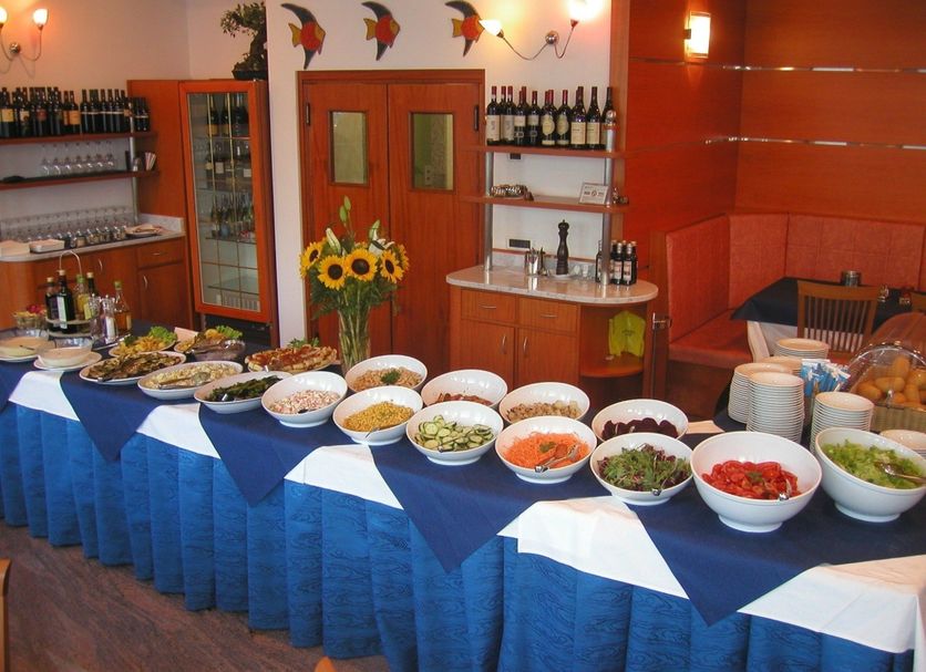 Buffet Photo