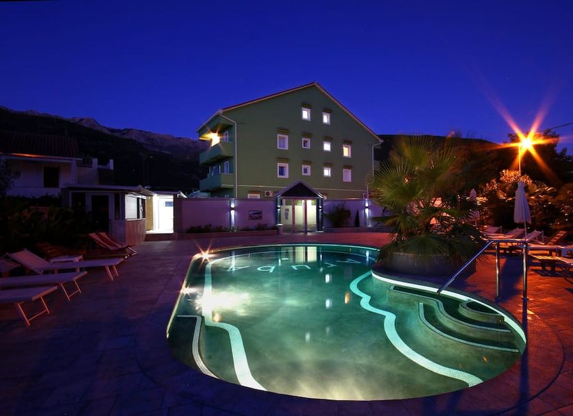 Pool Photo