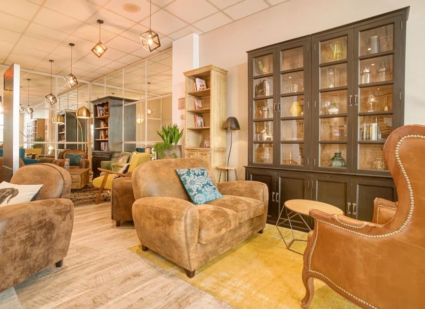 Lounge Photo