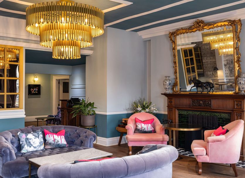 Lounge Photo