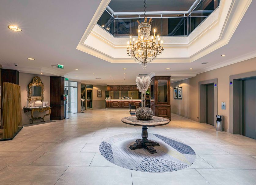 Lobby Photo