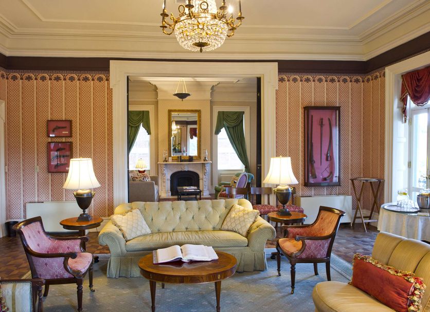 Lounge Photo