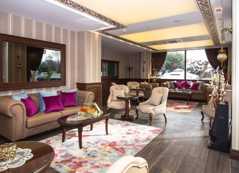 Lounge Photo