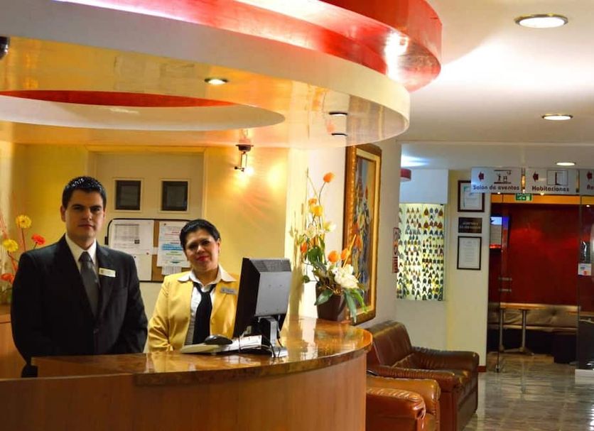 Front desk Photo