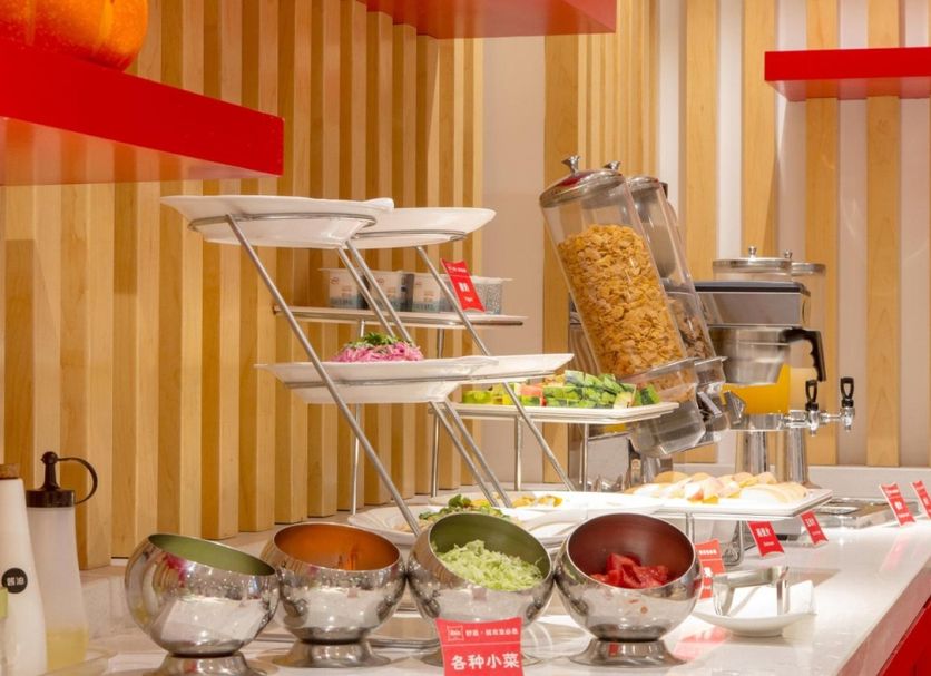 Buffet Photo