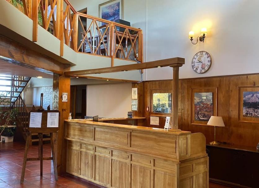 Front desk Photo