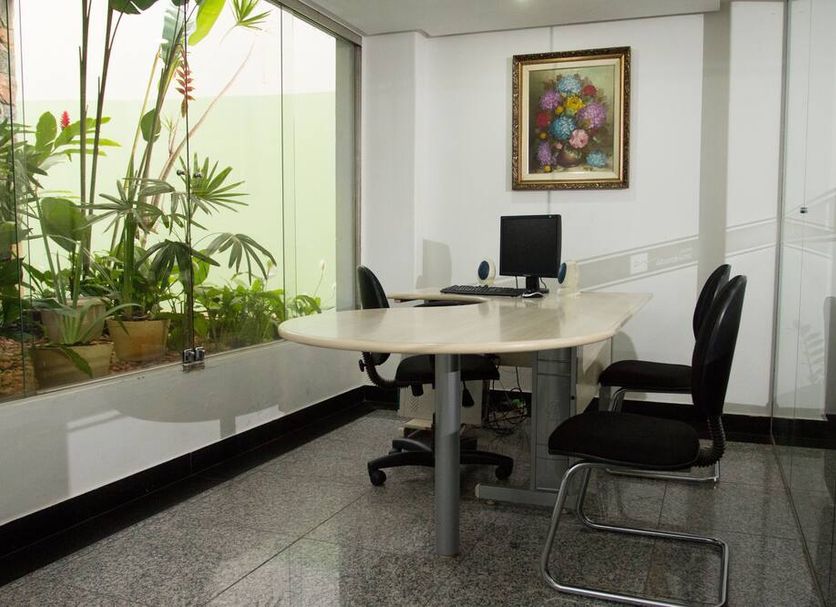 Business centre Photo