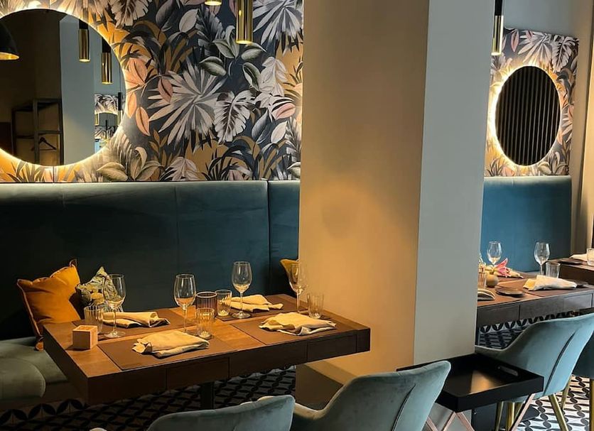 Restaurant Photo