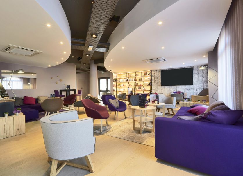 Lounge Photo