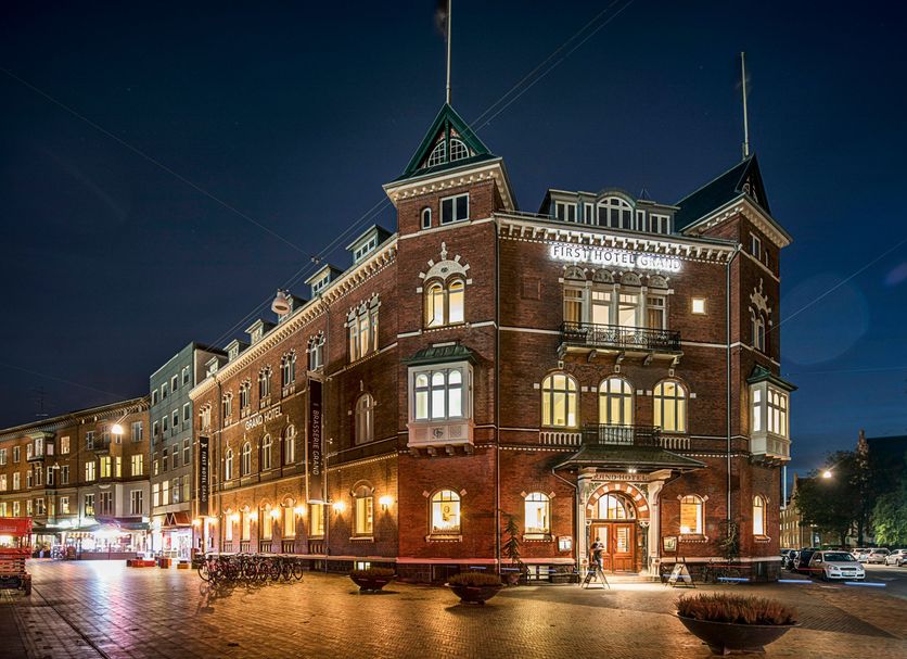 Building Photo