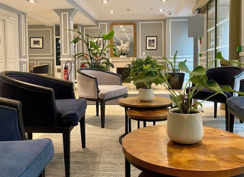Lounge Photo