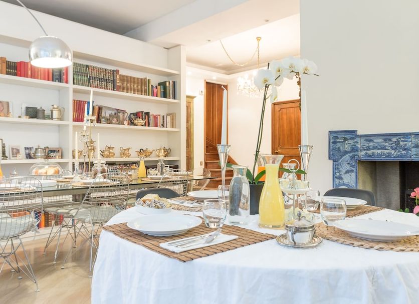 Dining room Photo