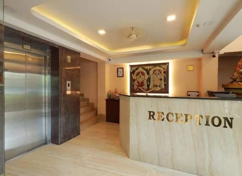 Front desk Photo