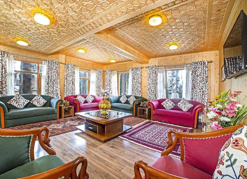 Lounge Photo