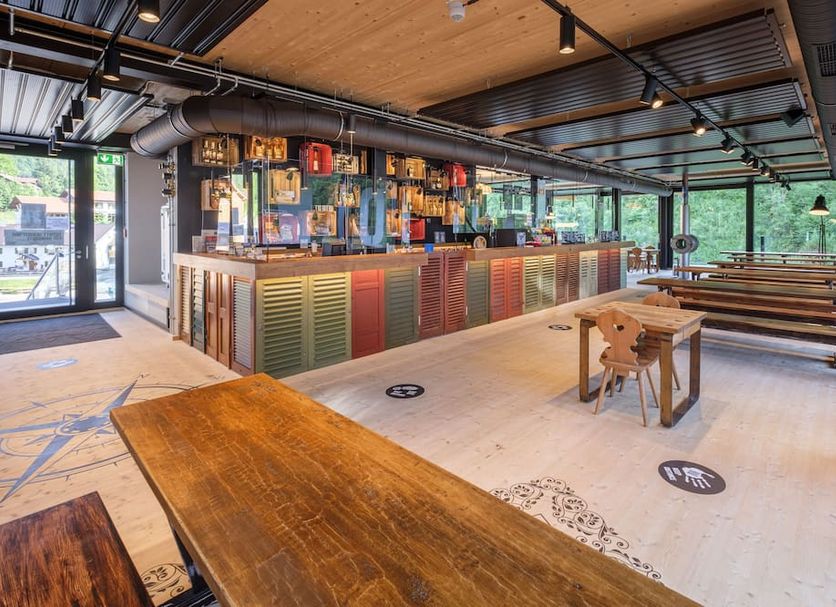 Bar Photo