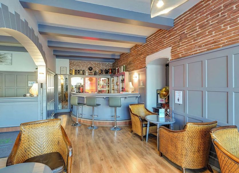 Bar Photo