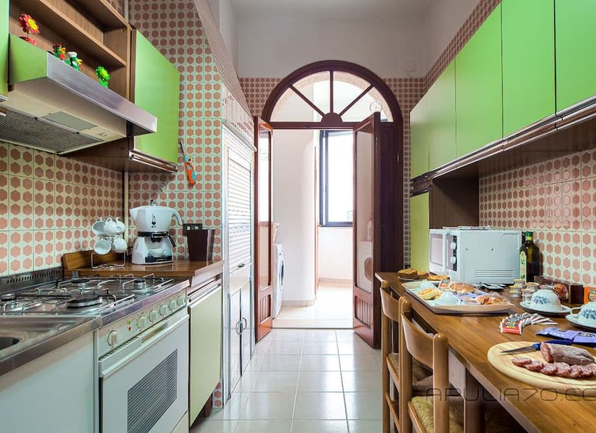 Kitchen Photo