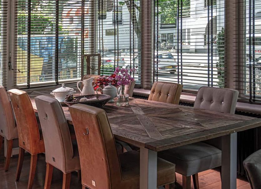 Dining room Photo