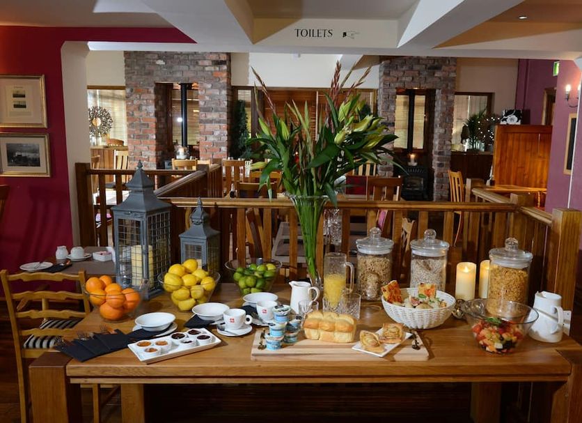 Buffet Photo