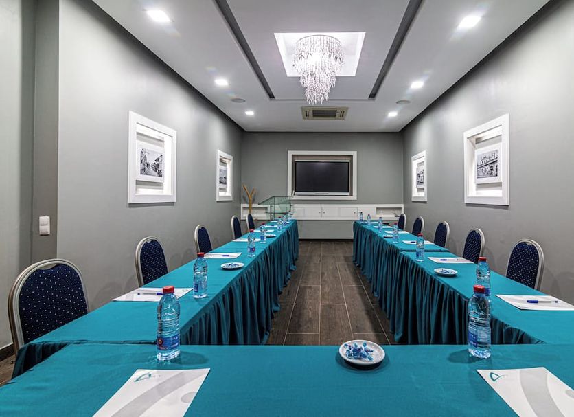 Conference room Photo