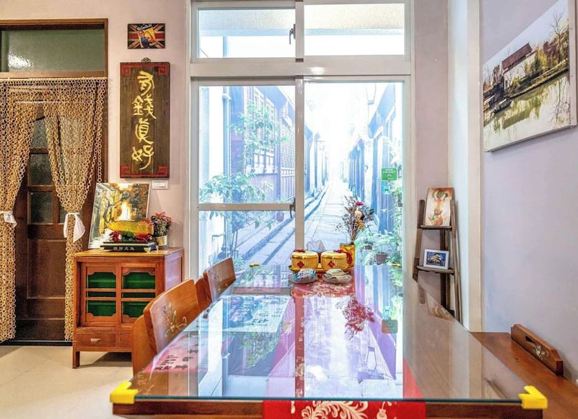 Dining room Photo