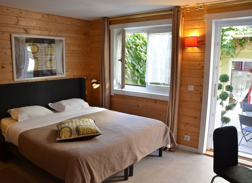 Bedroom Photo