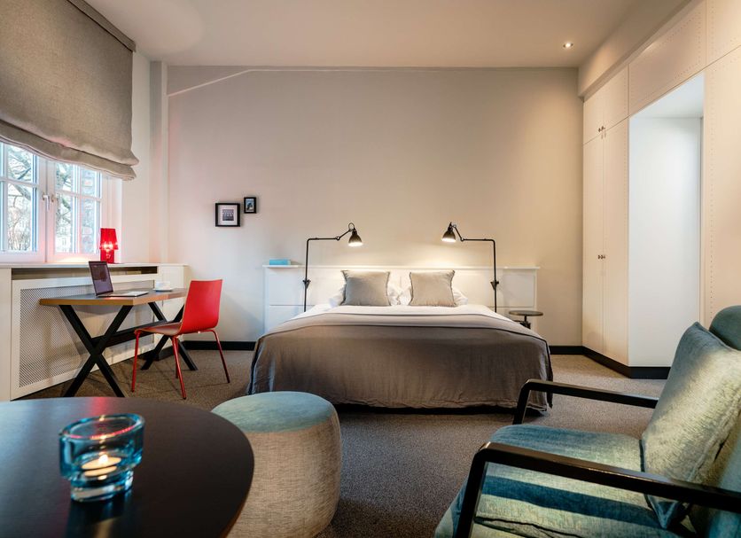 Bedroom Photo
