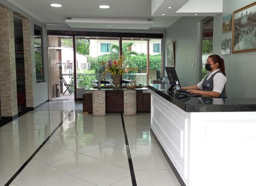 Front desk Photo
