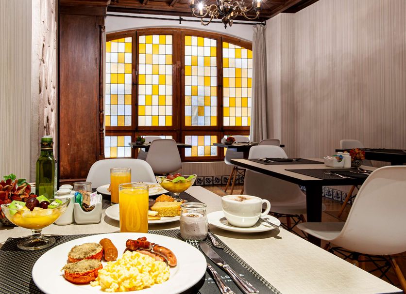 Dining room Photo